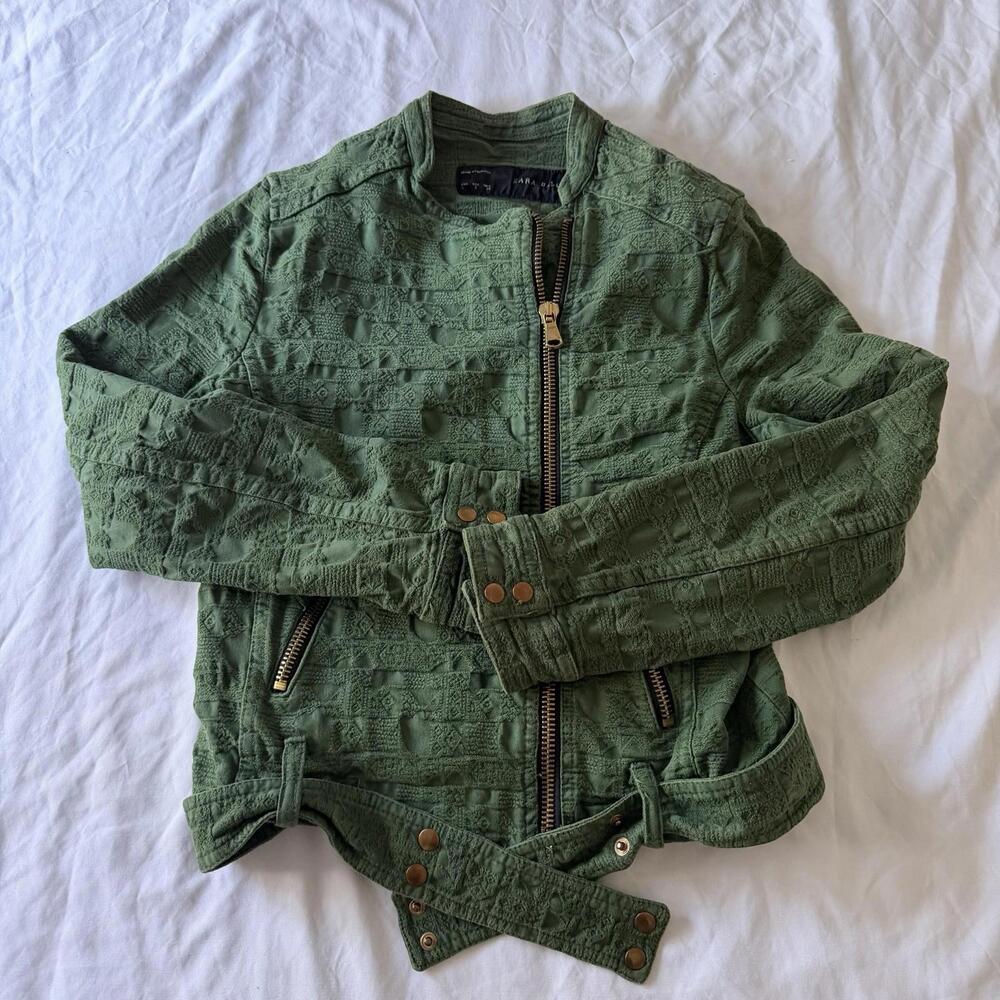Zara Basic Women’s Green Jacquard Quilted Bomber Jacket Size S Belted Zip